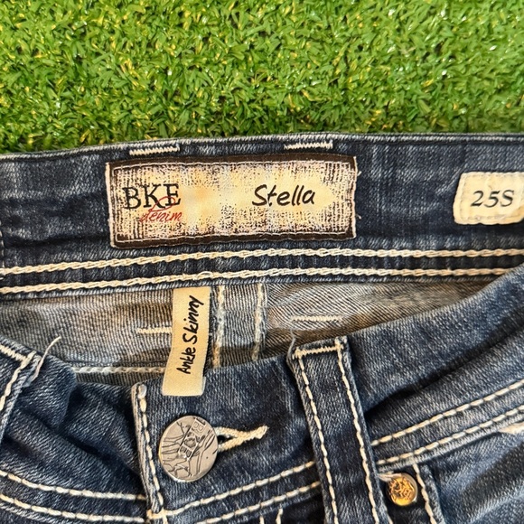 Women's Blue Jeans BKE - Picture 2 of 8